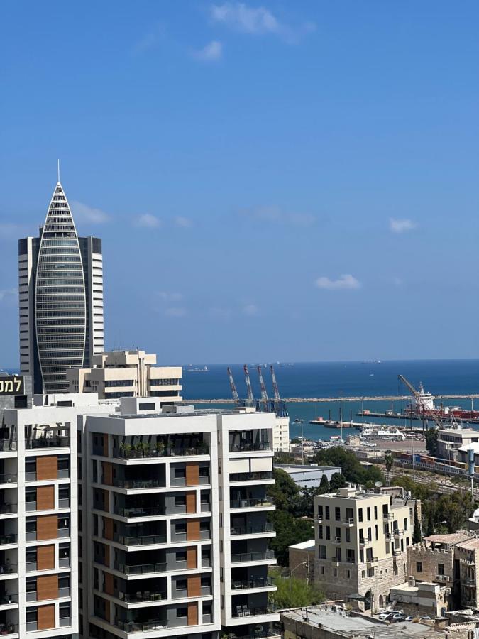 The Lion Hotel Haifa Exteriör bild